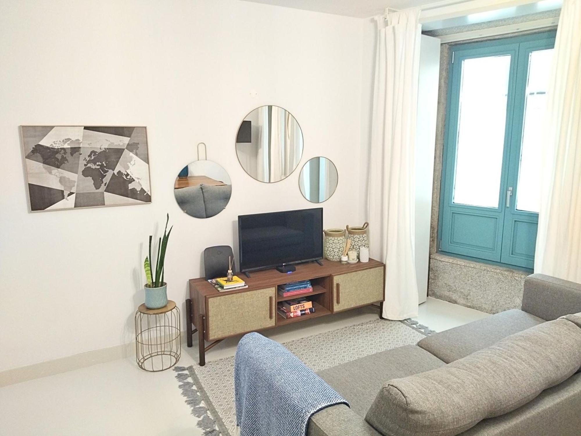 Cais Das Pedras Patio Apartment - With Washer And Dryer Machine Порту Экстерьер фото